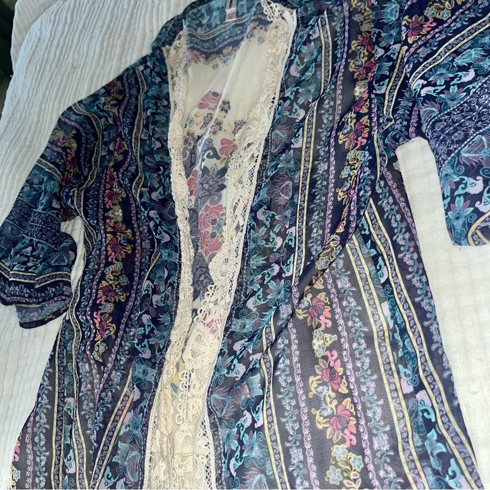 Xhileration ladies XS cardigan